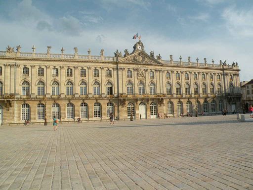 Hôtel de Ville